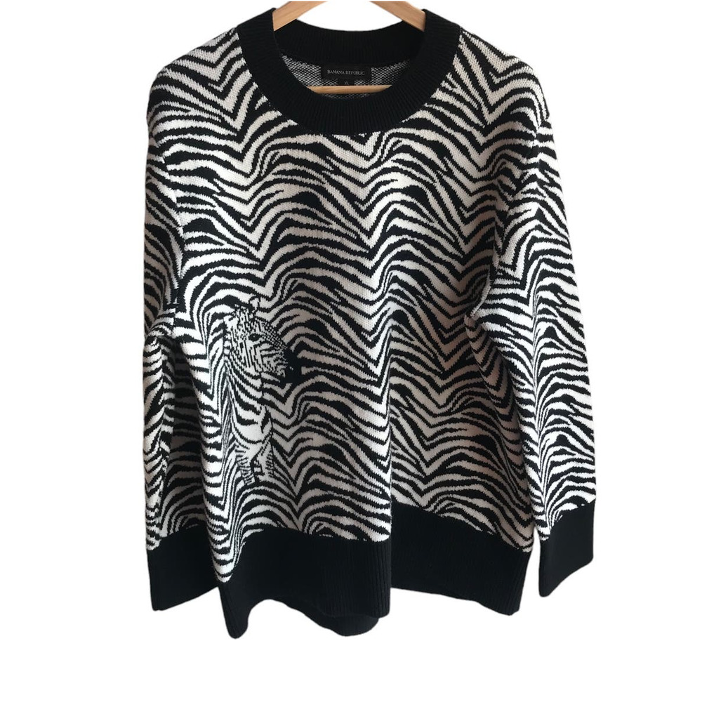 Banana Republic Hidden Zebra Zebra Print Sweater size XL